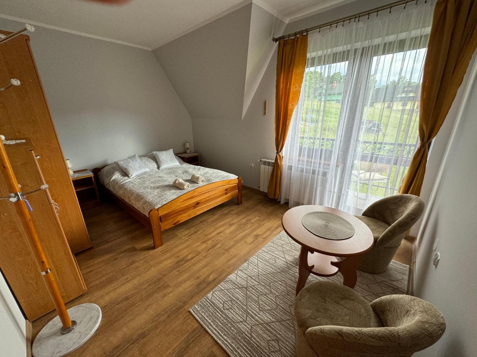 Gut Apartment Poronin Buitenkant foto