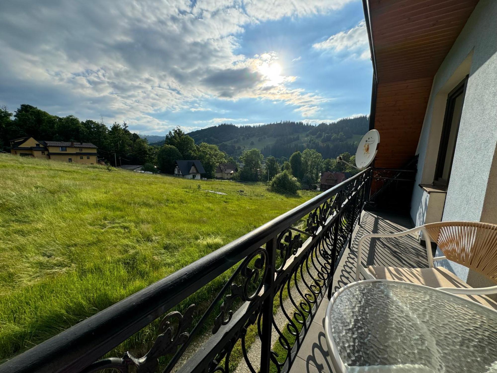 Gut Apartment Poronin Buitenkant foto